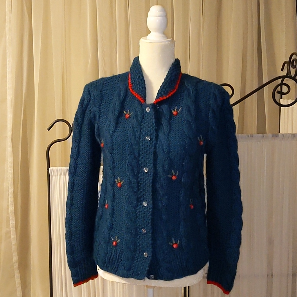 🇨🇦 1980 - 100% Wool Sweater Made In Italy